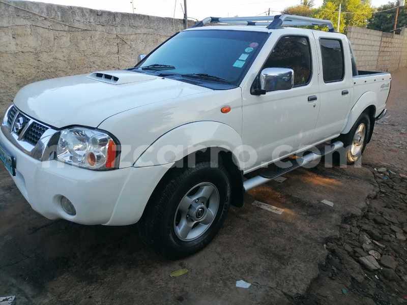 Big with watermark nissan hardbody maputo maputo 28700