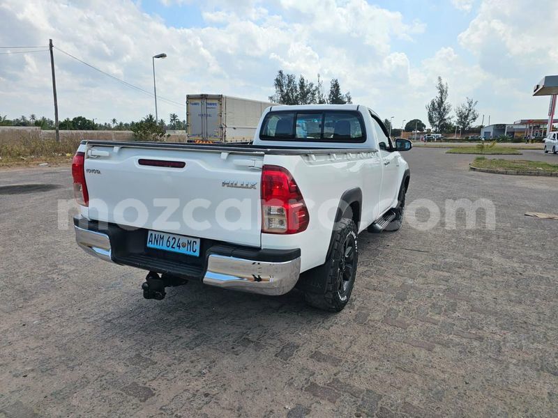 Big with watermark toyota hilux maputo maputo 28703