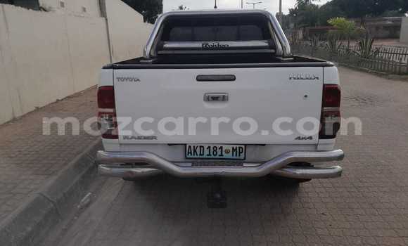 Comprar Novo Toyota Hilux Branco Carro em Maputo em Maputo Comprar Novo Toyota Hilux Branco Carro em Maputo em Maputo