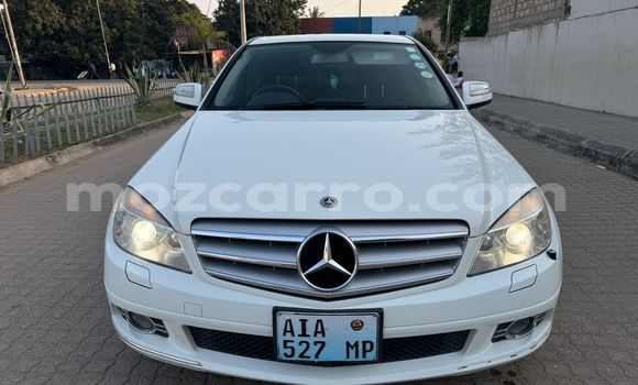 Tenga Tsaru Mercedes-Benz C250 coupe Chena Mota in Maputo in Maputo Tenga Tsaru Mercedes-Benz C250 coupe Chena Mota in Maputo in Maputo