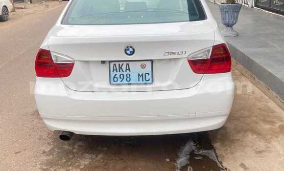 Buy Used BMW 2-Series White Car in Maputo in Maputo Buy Used BMW 2-Series White Car in Maputo in Maputo