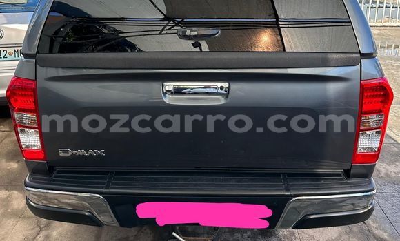Comprar Usado Isuzu D-MAX Prata Carro em Maputo em Maputo Comprar Usado Isuzu D-MAX Prata Carro em Maputo em Maputo