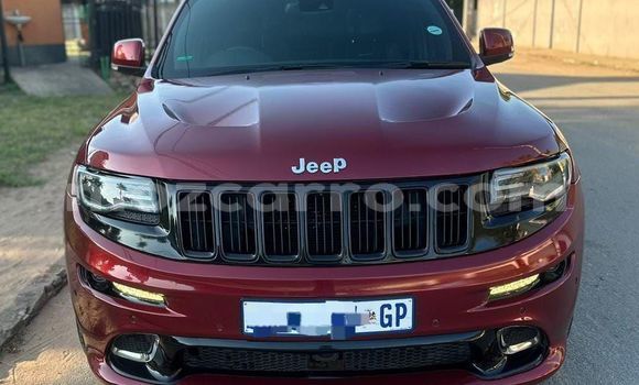 Tenga Tsaru Jeep Cherokee Tsvuku Mota in Maputo in Maputo Tenga Tsaru Jeep Cherokee Tsvuku Mota in Maputo in Maputo