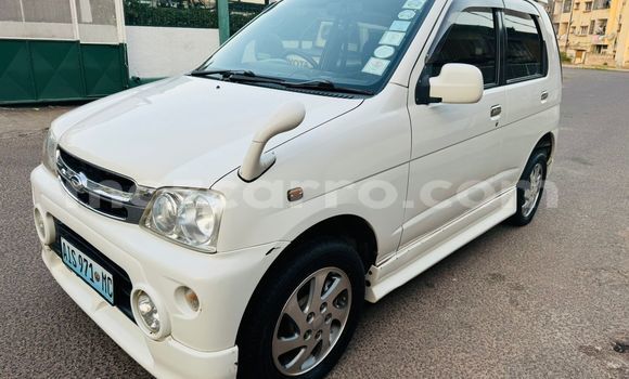 Buy Used Toyota Cami White Car in Maputo in Maputo