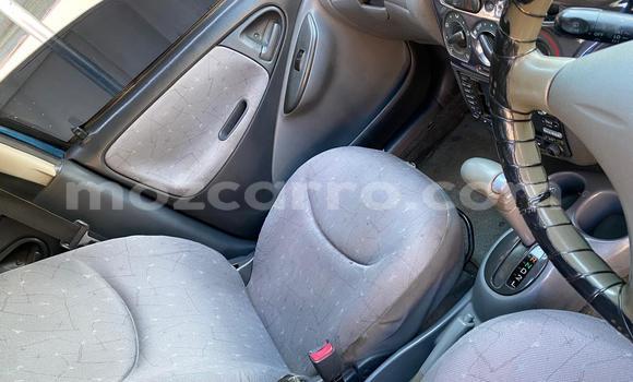 Comprar Usado Toyota Vitz Azul Carro em Maputo em Maputo Comprar Usado Toyota Vitz Azul Carro em Maputo em Maputo