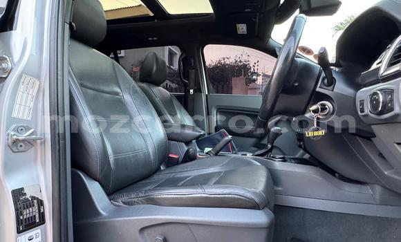 Comprar Usado Ford Everest De outros Carro em Maputo em Maputo Comprar Usado Ford Everest De outros Carro em Maputo em Maputo