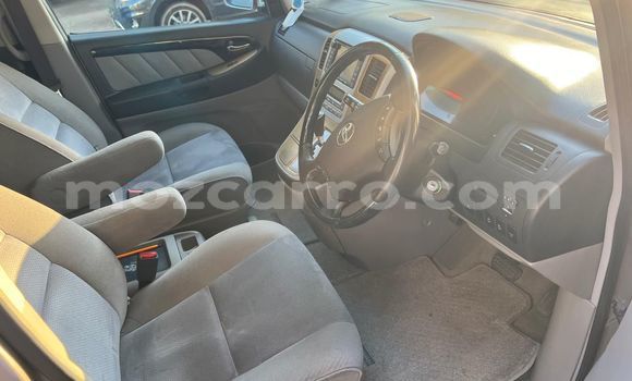 Comprar Usado Toyota Alphard Prata Carro em Maputo em Maputo Comprar Usado Toyota Alphard Prata Carro em Maputo em Maputo