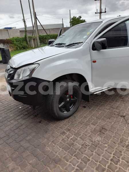 Big with watermark isuzu d max maputo maputo 28753