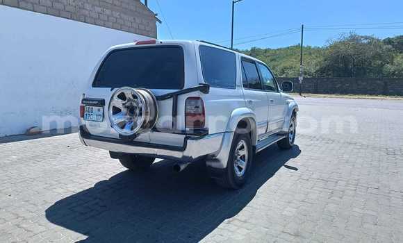 Buy Used Toyota Hilux Surf White Car in Maputo in Maputo Buy Used Toyota Hilux Surf White Car in Maputo in Maputo