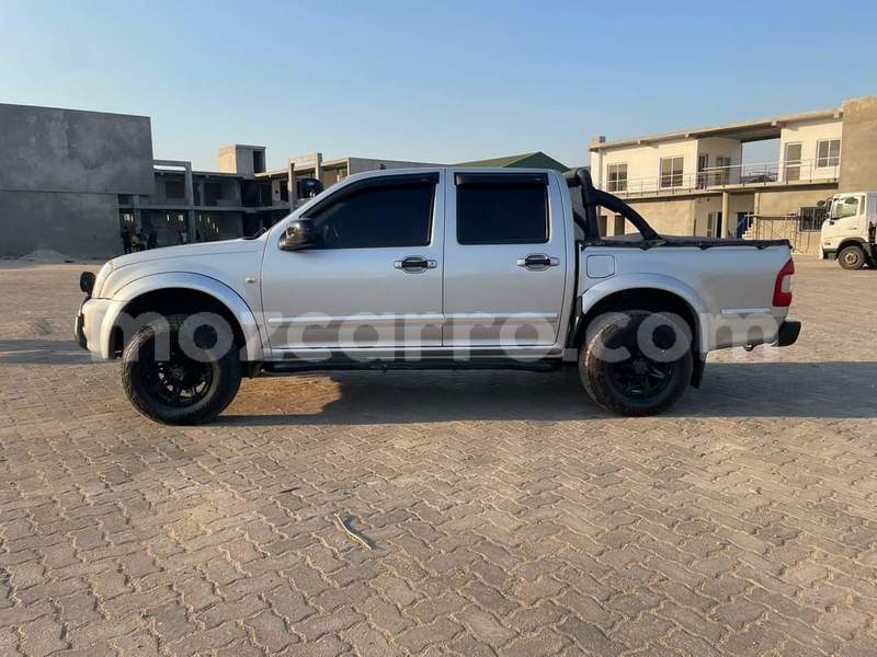 Big with watermark isuzu kb maputo maputo 28760