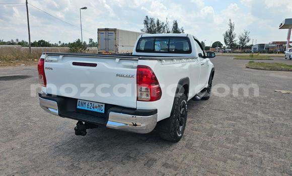 Comprar Usado Toyota Hilux Branco Carro em Maputo em Maputo Comprar Usado Toyota Hilux Branco Carro em Maputo em Maputo