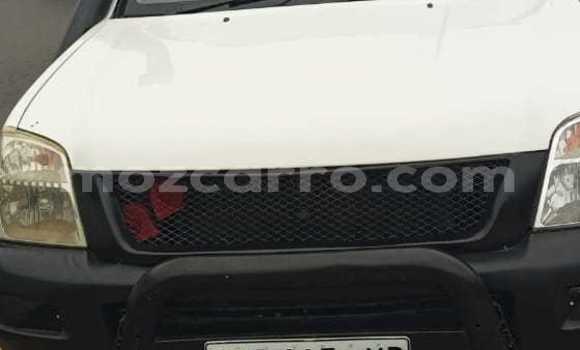 Tenga Tsaru Isuzu KB Chena Mota in Maputo in Maputo Tenga Tsaru Isuzu KB Chena Mota in Maputo in Maputo