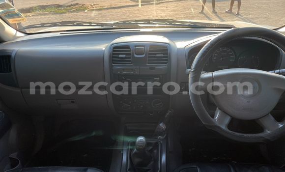 Comprar Usado Isuzu KB Prata Carro em Maputo em Maputo Comprar Usado Isuzu KB Prata Carro em Maputo em Maputo