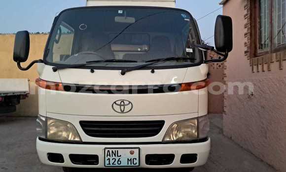 Nunua Mpya Toyota Dyna Nyeupe Lori ndani ya Maputo nchini Maputo Nunua Mpya Toyota Dyna Nyeupe Lori ndani ya Maputo nchini Maputo