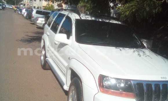 Buy Used Jeep Cherokee White Car in Maputo in Maputo Buy Used Jeep Cherokee White Car in Maputo in Maputo