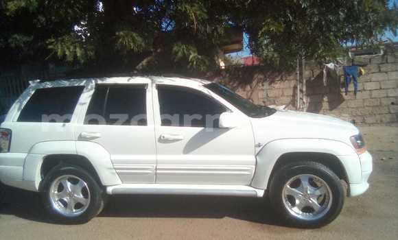 Buy Used Jeep Cherokee White Car in Maputo in Maputo Buy Used Jeep Cherokee White Car in Maputo in Maputo