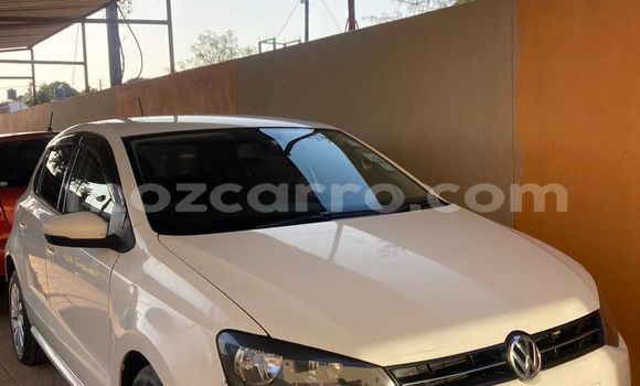 Comprar Usado Volkswagen Polo Branco Carro em Maputo em Maputo Comprar Usado Volkswagen Polo Branco Carro em Maputo em Maputo