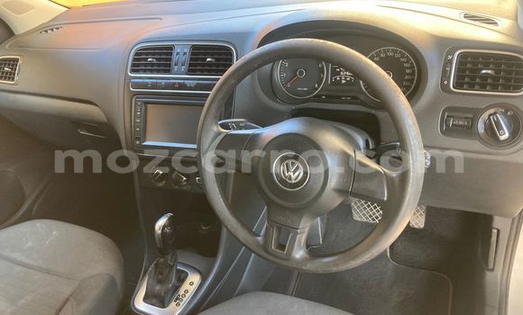Comprar Usado Volkswagen Polo Branco Carro em Maputo em Maputo Comprar Usado Volkswagen Polo Branco Carro em Maputo em Maputo
