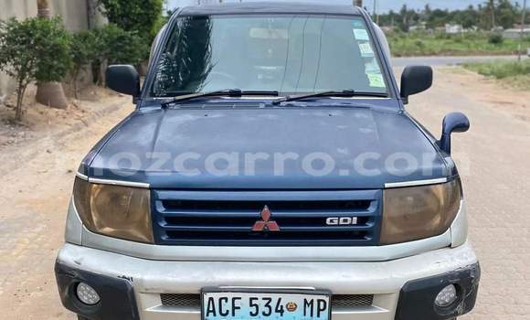 Comprar Usado Mitsubishi Pajero iO Azul Carro em Maputo em Maputo Comprar Usado Mitsubishi Pajero iO Azul Carro em Maputo em Maputo