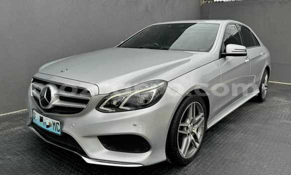 Tenga Tsaru Mercedes‒Benz E-Class Zvimwe Mota in Maputo in Maputo