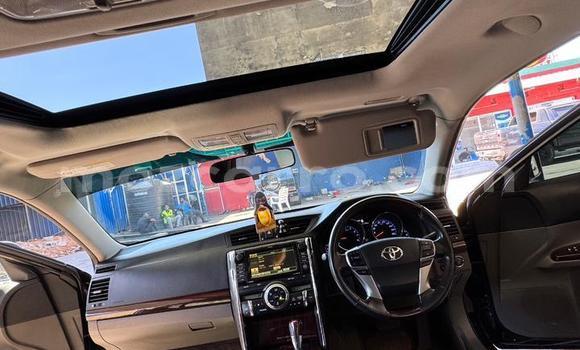 Tenga Tsaru Toyota Mark X Nhema Mota in Maputo in Maputo Tenga Tsaru Toyota Mark X Nhema Mota in Maputo in Maputo