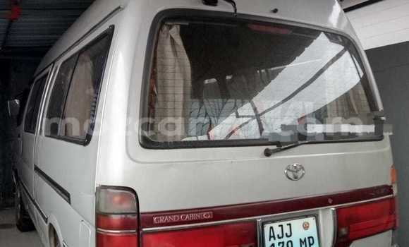 Tenga Tsaru Toyota Hiace Bhurawuni Mota in Maputo in Maputo Tenga Tsaru Toyota Hiace Bhurawuni Mota in Maputo in Maputo