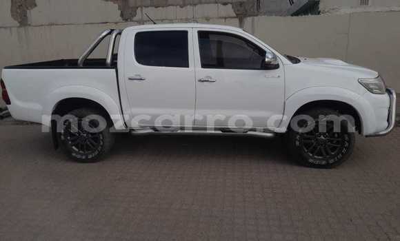 Tenga Tsaru Toyota Hilux Chena Mota in Maputo in Maputo Tenga Tsaru Toyota Hilux Chena Mota in Maputo in Maputo