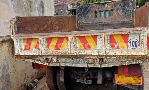 Buy Used Hino Ranger White Truck in Maputo in Maputo Buy Used Hino Ranger White Truck in Maputo in Maputo