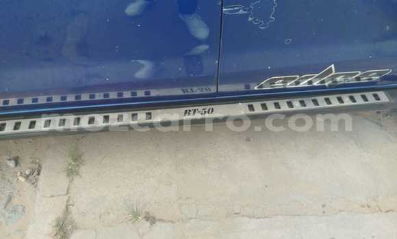 Nunua Ilio tumika Mazda BT-50 Bluu Gari ndani ya Maputo nchini Maputo Nunua Ilio tumika Mazda BT-50 Bluu Gari ndani ya Maputo nchini Maputo