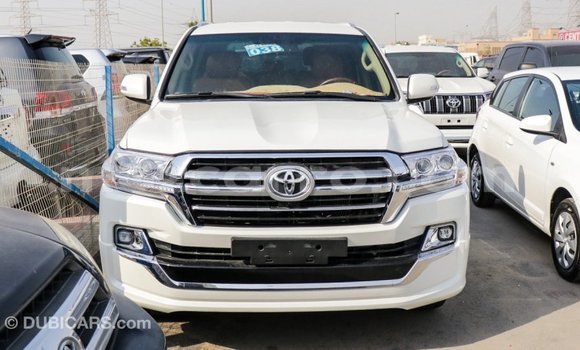 Tenga Imported Toyota Land Cruiser Chena Mota in Import - Dubai in Cabo Delgado Tenga Imported Toyota Land Cruiser Chena Mota in Import - Dubai in Cabo Delgado
