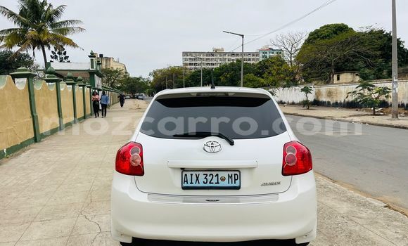 Comprar Usado Toyota Auris Branco Carro em Maputo em Maputo Comprar Usado Toyota Auris Branco Carro em Maputo em Maputo
