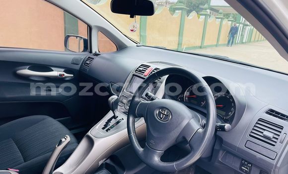 Comprar Usado Toyota Auris Branco Carro em Maputo em Maputo Comprar Usado Toyota Auris Branco Carro em Maputo em Maputo