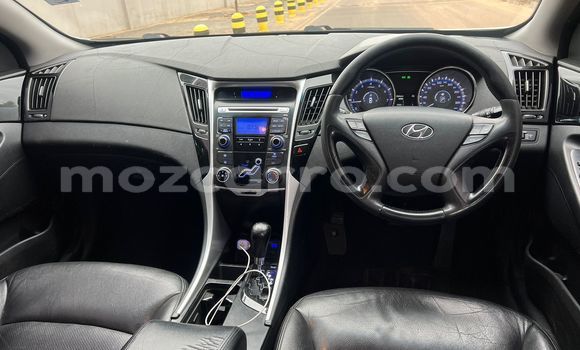 Buy Used Hyundai Sonata White Car in Maputo in Maputo Buy Used Hyundai Sonata White Car in Maputo in Maputo