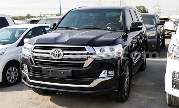 Comprar Importar Toyota Land Cruiser Preto Carro em Import - Dubai em Cabo Delgado Comprar Importar Toyota Land Cruiser Preto Carro em Import - Dubai em Cabo Delgado