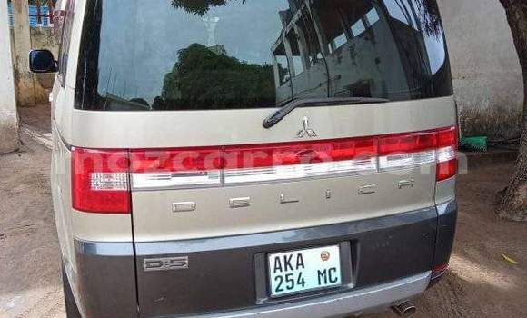 Nunua Ilio tumika Mitsubishi Delica Nyingine Gari ndani ya Maputo nchini Maputo Nunua Ilio tumika Mitsubishi Delica Nyingine Gari ndani ya Maputo nchini Maputo
