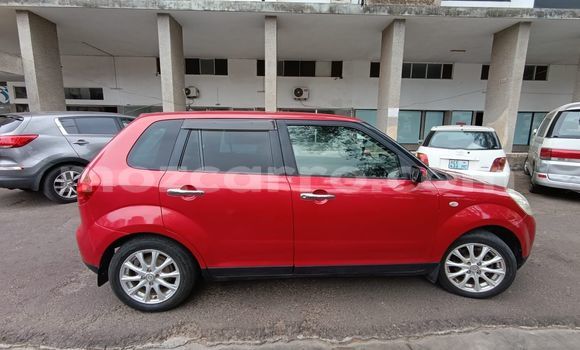 Nunua Ilio tumika Mazda Verisa Nyekundu Gari ndani ya Maputo nchini Maputo Nunua Ilio tumika Mazda Verisa Nyekundu Gari ndani ya Maputo nchini Maputo