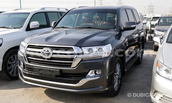 Nunua Imported Toyota Land Cruiser Nyeusi Gari ndani ya Import - Dubai nchini Cabo Delgado Nunua Imported Toyota Land Cruiser Nyeusi Gari ndani ya Import - Dubai nchini Cabo Delgado