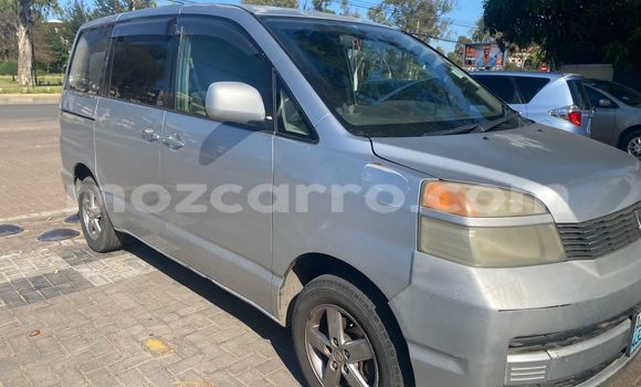 Comprar Usado Toyota Voxy De outros Carro em Maputo em Maputo Comprar Usado Toyota Voxy De outros Carro em Maputo em Maputo