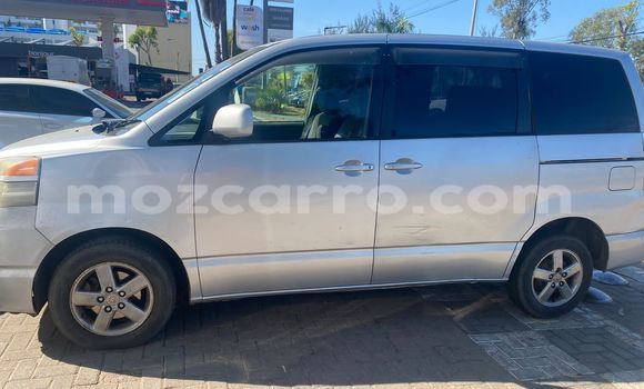 Comprar Usado Toyota Voxy De outros Carro em Maputo em Maputo Comprar Usado Toyota Voxy De outros Carro em Maputo em Maputo