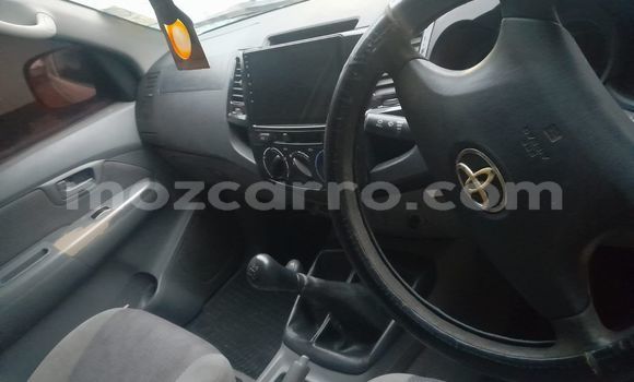 Comprar Usado Toyota Hilux Branco Carro em Maputo em Maputo Comprar Usado Toyota Hilux Branco Carro em Maputo em Maputo