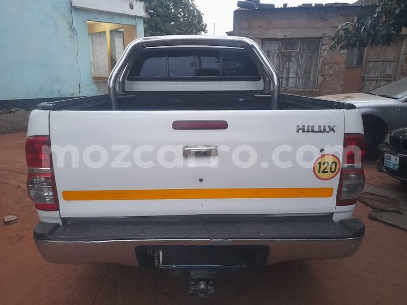 Big with watermark toyota hilux maputo maputo 28852