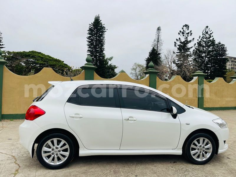 Big with watermark toyota auris maputo maputo 28854