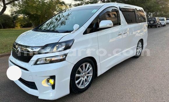 Comprar Usado Toyota Vellfire Branco Carro em Maputo em Maputo Comprar Usado Toyota Vellfire Branco Carro em Maputo em Maputo