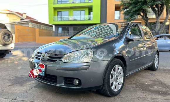 Comprar Usado Volkswagen Golf De outros Carro em Maputo em Maputo