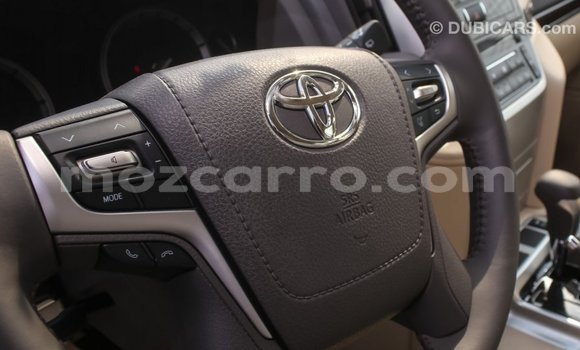 Tenga Imported Toyota Land Cruiser Zvimwe Mota in Import - Dubai in Cabo Delgado Tenga Imported Toyota Land Cruiser Zvimwe Mota in Import - Dubai in Cabo Delgado