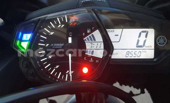 Comprar Usado Yamaha YZF Bege Moto em Maputo em Maputo Comprar Usado Yamaha YZF Bege Moto em Maputo em Maputo