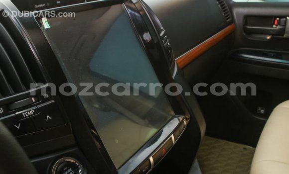 Tenga Imported Toyota Land Cruiser Chena Mota in Import - Dubai in Cabo Delgado Tenga Imported Toyota Land Cruiser Chena Mota in Import - Dubai in Cabo Delgado