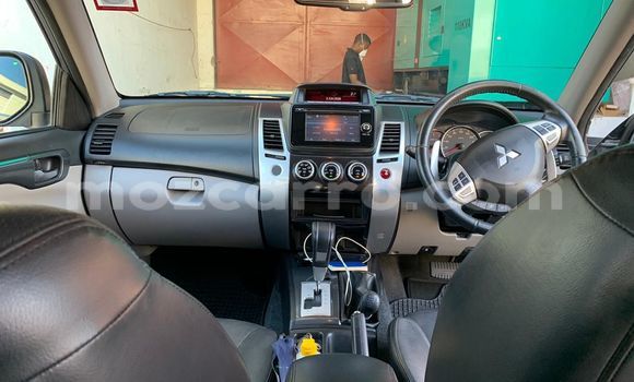 Tenga Tsaru Mitsubishi Pajero Sport Zvimwe Mota in Maputo in Maputo Tenga Tsaru Mitsubishi Pajero Sport Zvimwe Mota in Maputo in Maputo