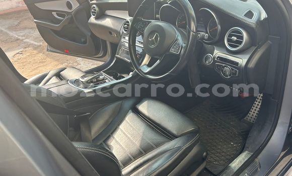 Nunua Ilio tumika Mercedes-Benz C-Classe Fedha Gari ndani ya Maputo nchini Maputo Nunua Ilio tumika Mercedes-Benz C-Classe Fedha Gari ndani ya Maputo nchini Maputo