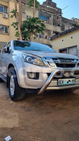 Big with watermark isuzu d max maputo maputo 28932